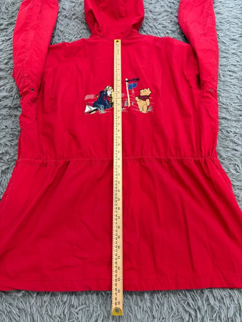 Vintage Disney Parks Winnie The Pooh Misty Cove Red Parka Raincoat Unisex Y2K - Picture 8 of 9